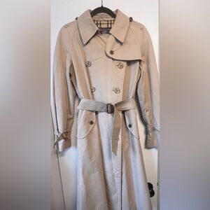 Burberry Women’s Trench Coat (Vintage)